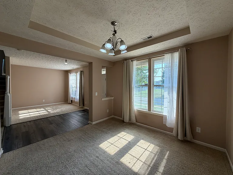 2537 Thorney Wood Ln — Photo 5