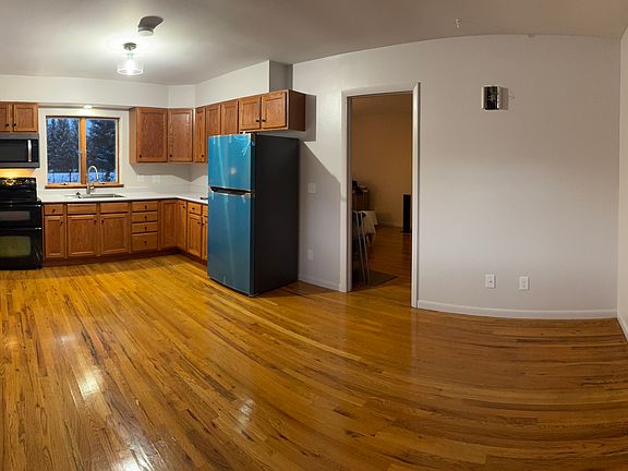 4th image of 96 Willow Ln