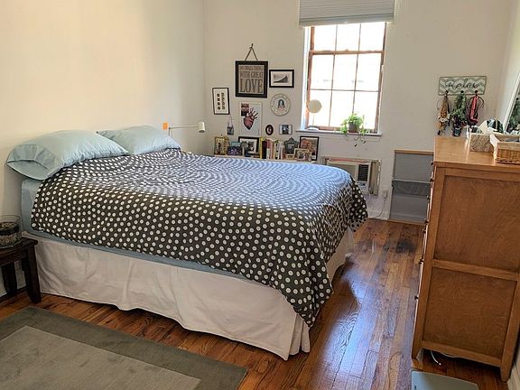 4th image of 23 W 82nd St APT 4A