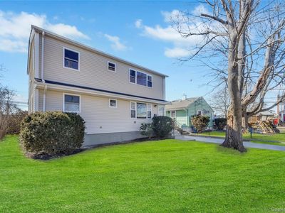 7 Howard Avenue, Freeport, NY, 11520