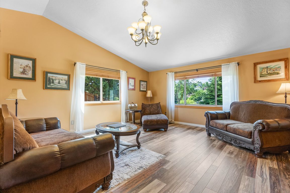 next background image