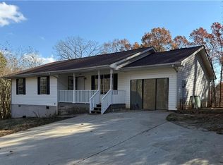 3364 Forest Brook Xing, Gainesville, GA 30507