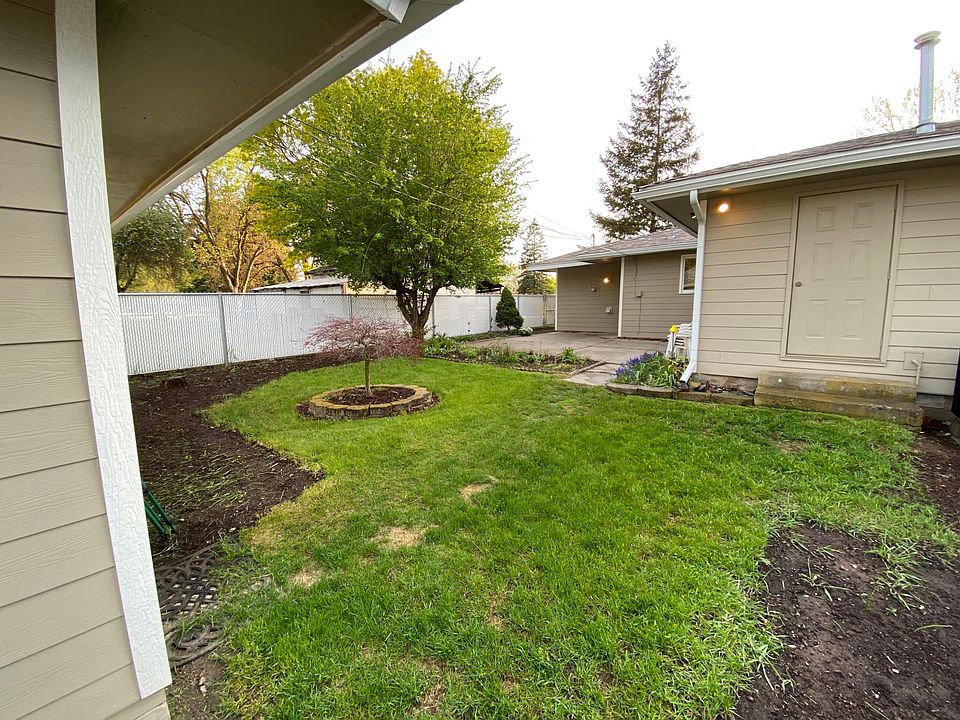 416 N Hallett St, Medical Lake, WA 99022 Zillow