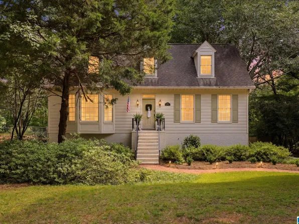 3583 Great Oak Ln, Birmingham, AL 35223