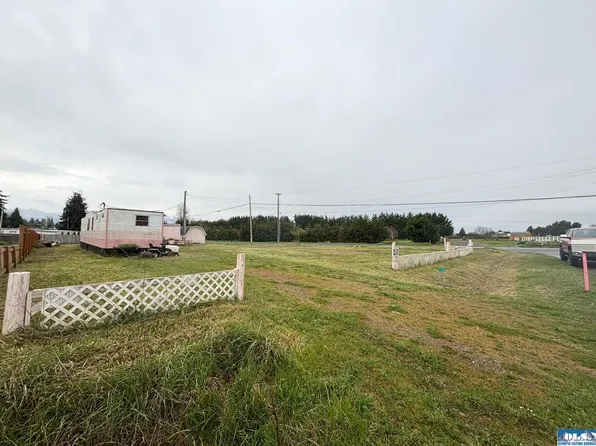 371 Mountain View Dr, Sequim, WA 98382