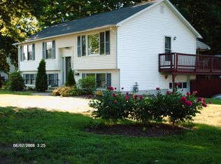 1004 Allen St, Springfield, MA 01118