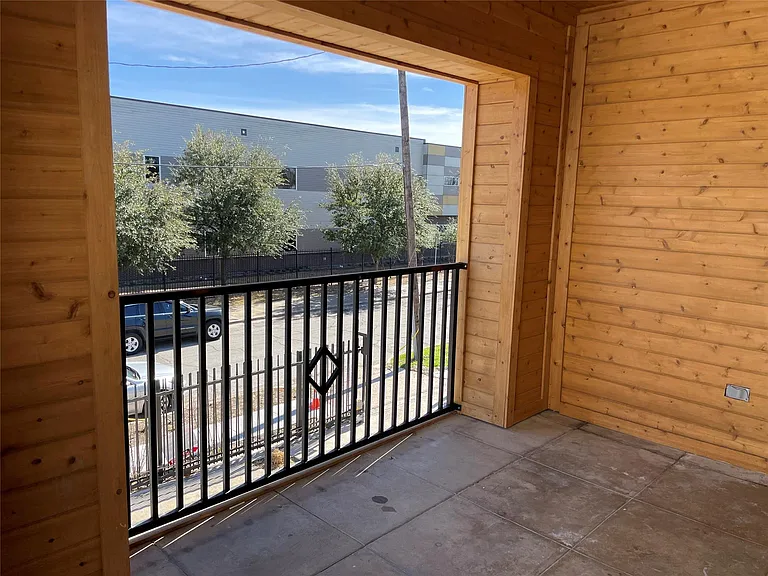 4609 Virginia Ave #202 — Photo 4