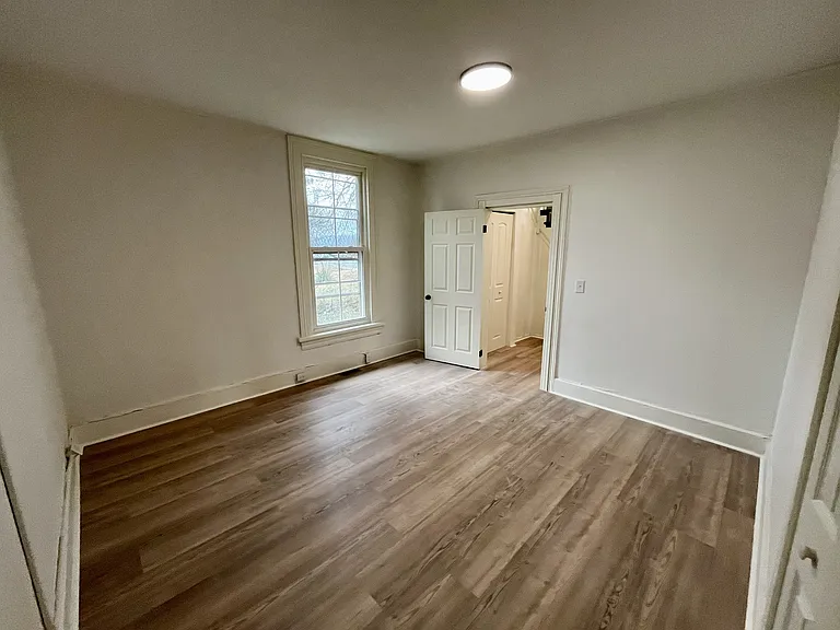 500 Ridge St — Photo 22
