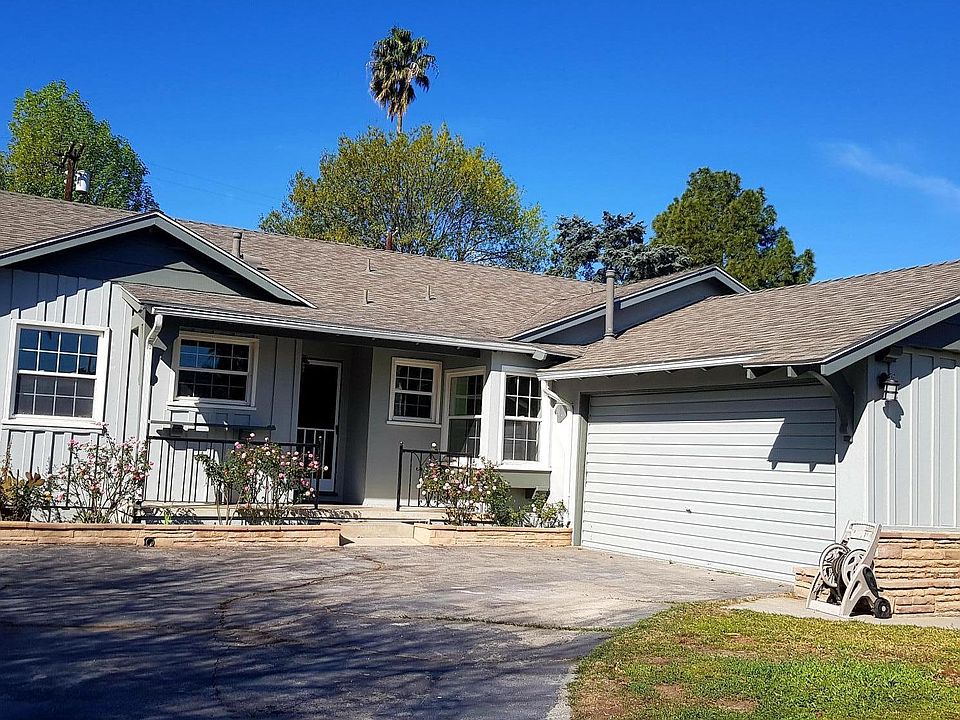 1st image of 6849 Bianca Ave