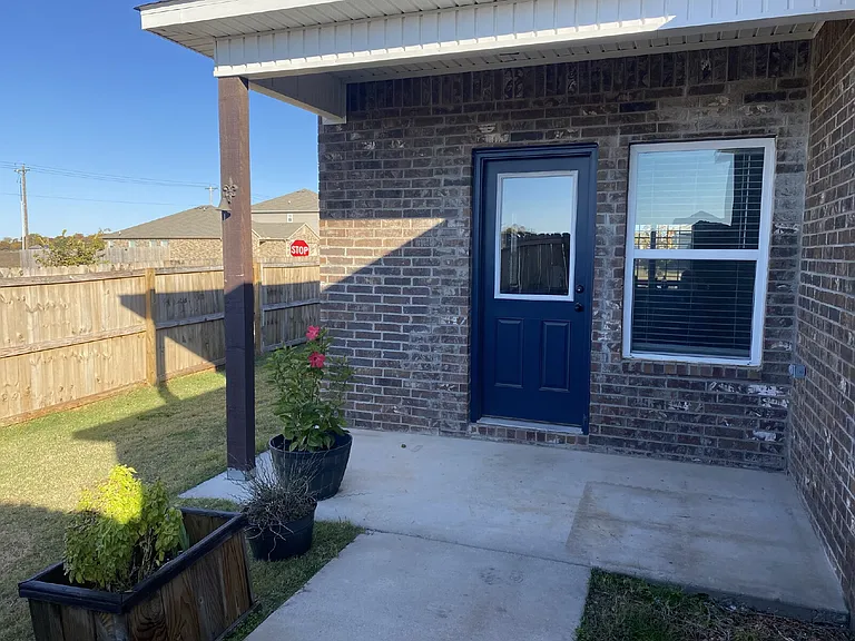 6611 Warrington Rd — Photo 28