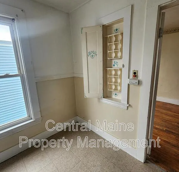52 Hampshire St #4-2 — Photo 4