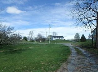 15319 Clear Spring Rd, Williamsport, MD 21795