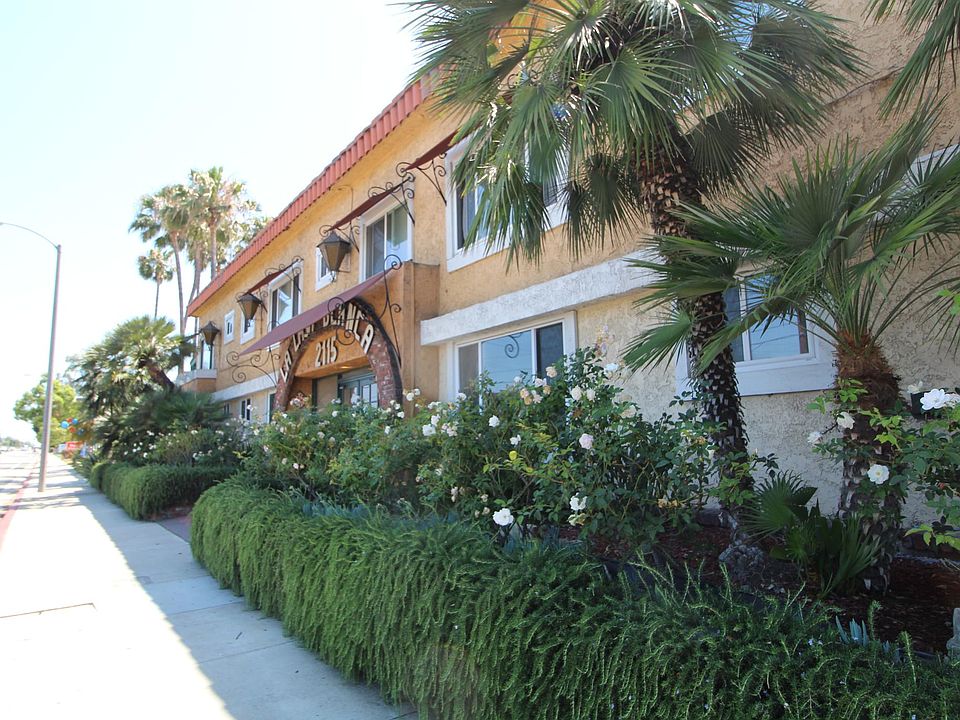 1st image of 2115 Placentia Ave APT 34