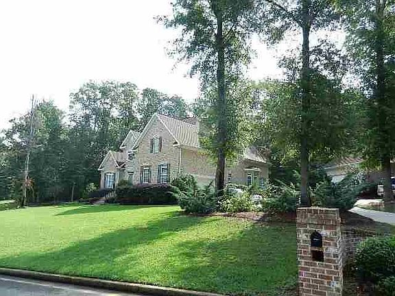 5th image of 101 Royal Oaks Ln