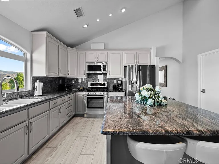 31800 Diamond View Ln — Photo 14