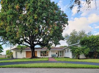 6771 SW 62nd Ter, South Miami, FL 33143