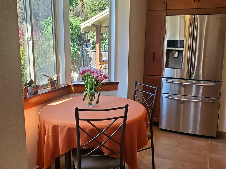 2438 Travis Ct #A — Photo 12