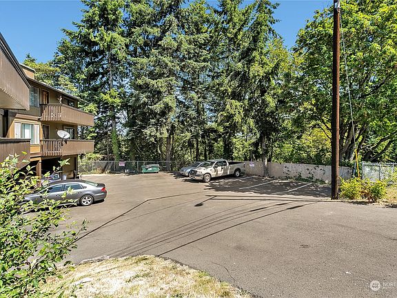 Plenty of available parking with 5 carports and additional off-street spaces.>