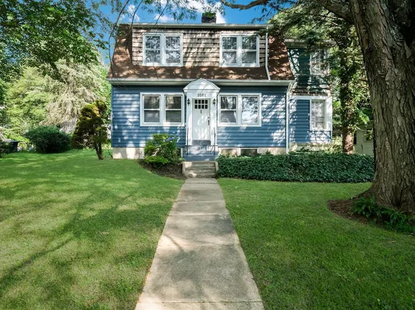 1081 Wynnwood Rd, Abington, PA 19001