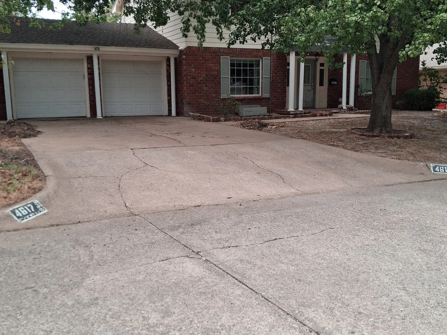 4 bed, 2.5 bath, 2247 sqft, $1,895 — Photo 1
