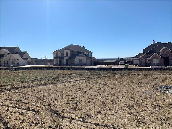 4th image of 16011 Sorrento Dr