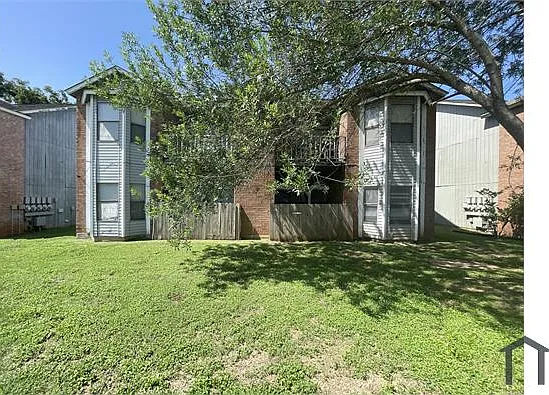 2423 W Slaughter Ln #D — Photo 22