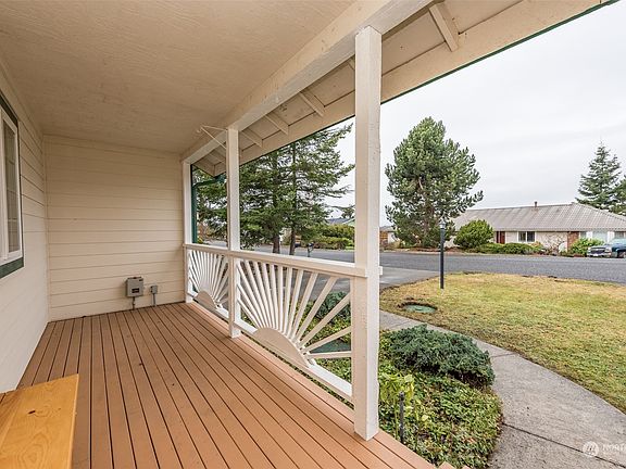 4th image of 211 Brittany Lane
