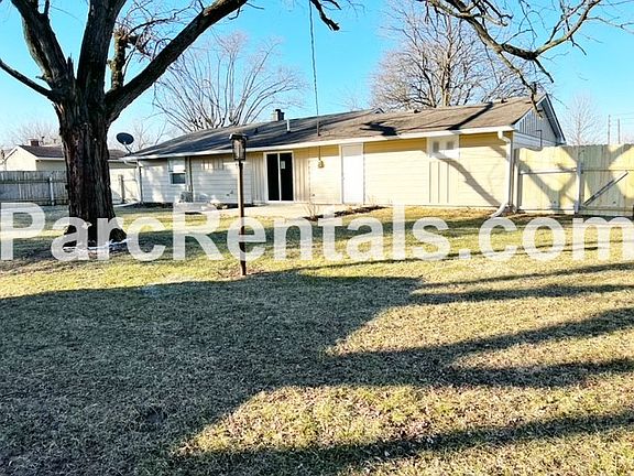 3229ElmhurstBackW_02052023