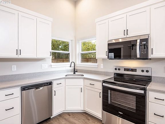 4th image of 1388 Jacobs Dr