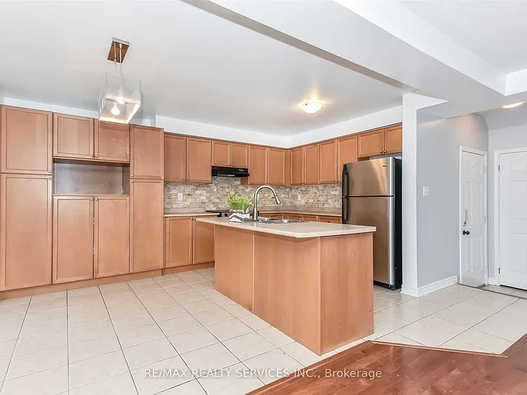 48 Fletcher Cir — Photo 12