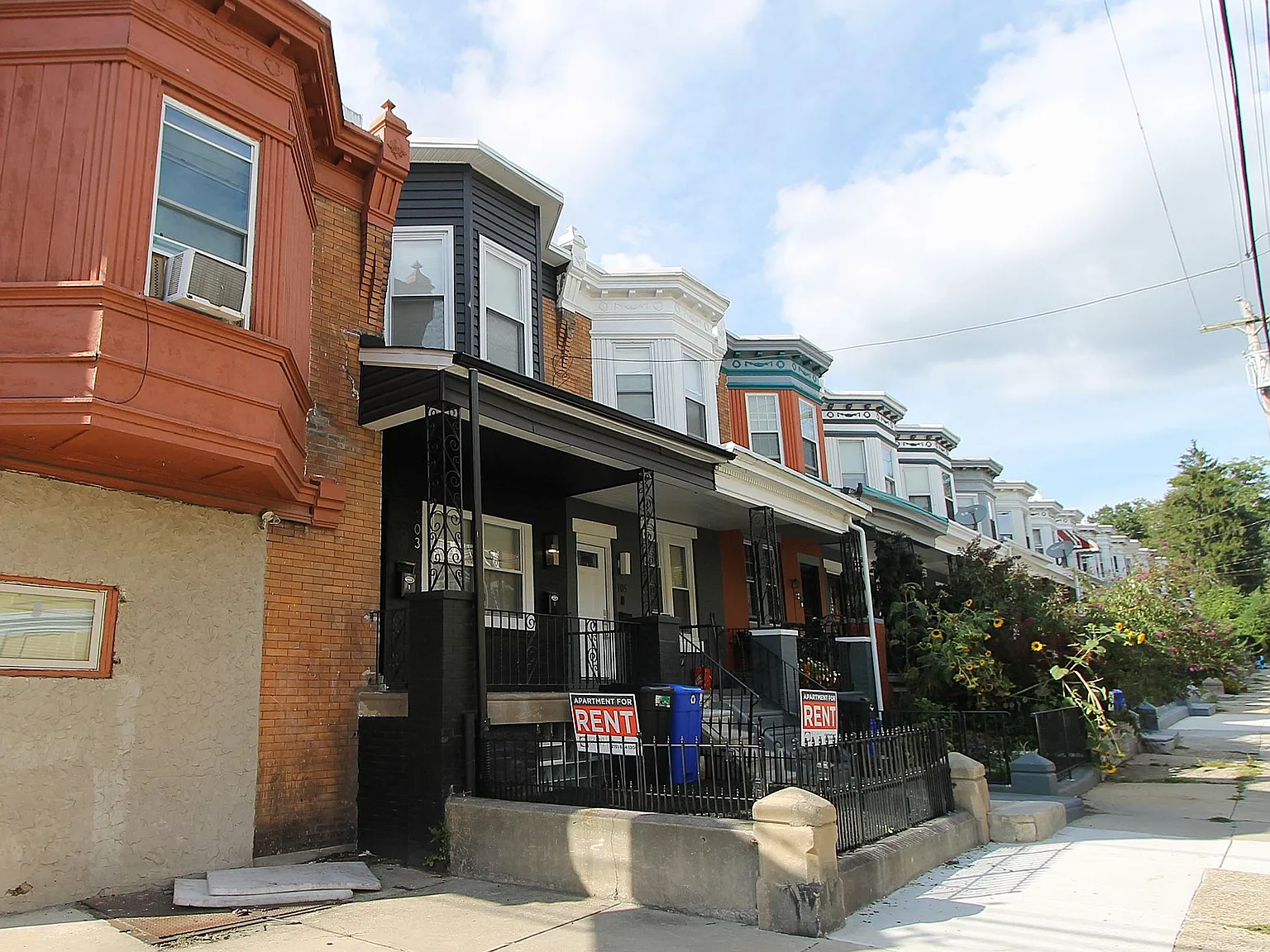 103 East Coulter — Photo 3