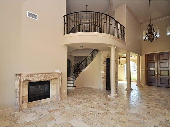 2nd image of 37 Sunset Park Ln