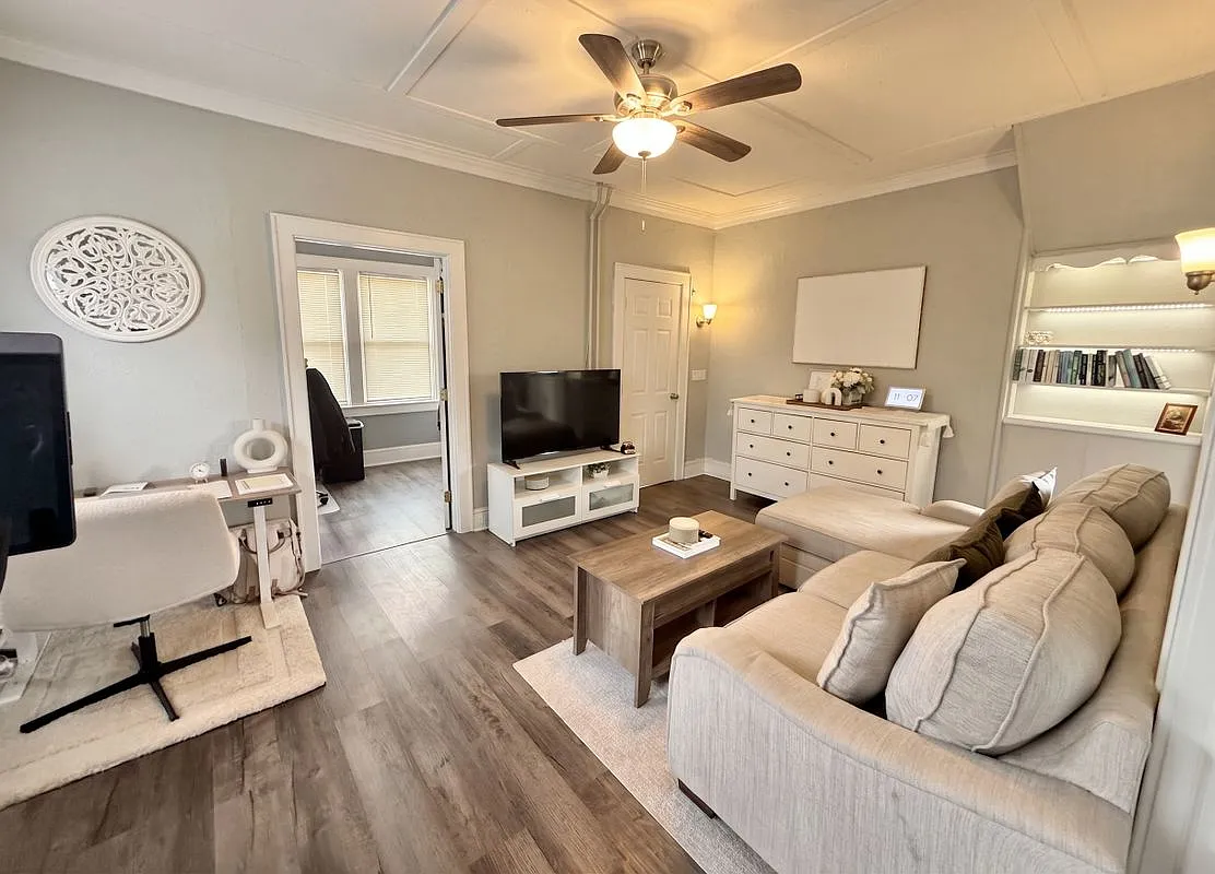 2 bed, 1.0 bath, 628 sqft, $2,650 — Photo 3