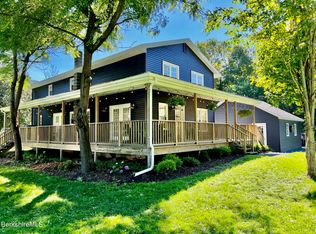 106 Main St, Hancock, MA 01237