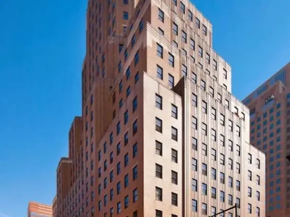365 Bridge Street image 3 of 18