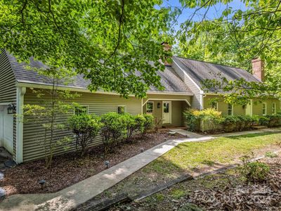 170 Old Hillside Ln, Flat Rock, NC, 28731