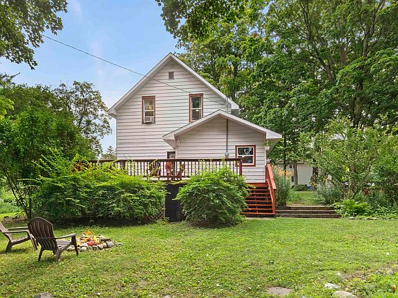 2nd image of 12182 Maple St