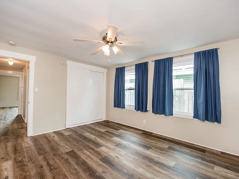 224 Frankfort Ave — Photo 16