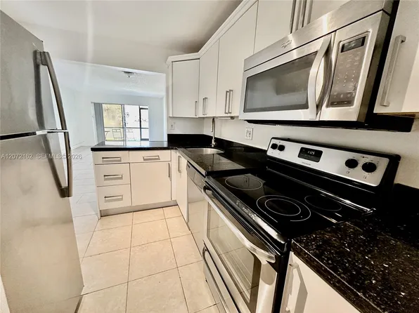 7901 Colony Cir S APT 104, Tamarac, FL 33321