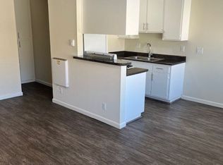 339 Vernon Ave APT 10, Venice, CA 90291