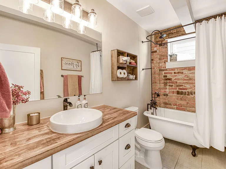 Downstairs bathroom