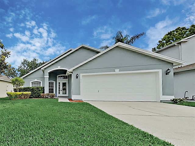1st image of 517 Hampshire Ln
