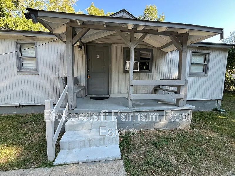 824 Winston Rd #C
