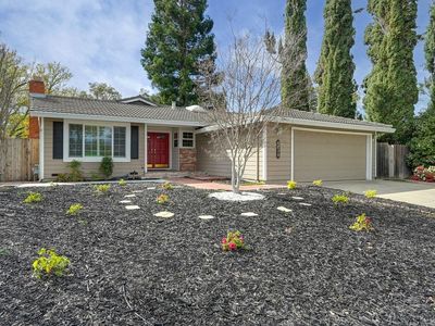 8570 Fallbrook Way, Sacramento, CA, 95826