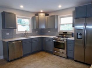 417 Cleveland Ave, Batavia, IL 60510