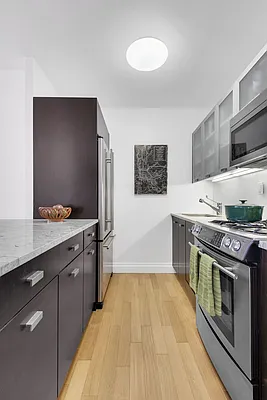Sold by Compass | media 5