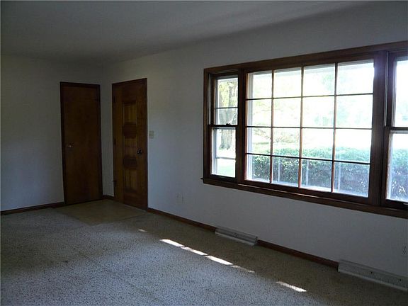 2nd image of 1749 County Road 925n