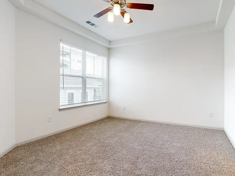 Thrive Luxury Apartments — Photo 106