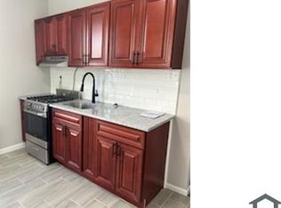 544 W Pike St FLOOR 2, Philadelphia, PA 19140