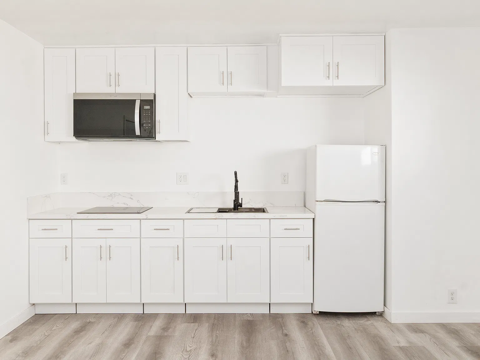 Studio, 327 sqft, $1,500 — Photo 1